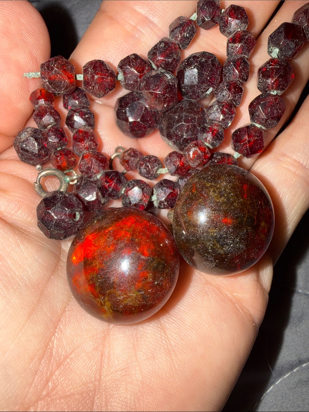 BROKEN CHERRY AMBER Bead Necklace WITH BUTTON EARRING SET